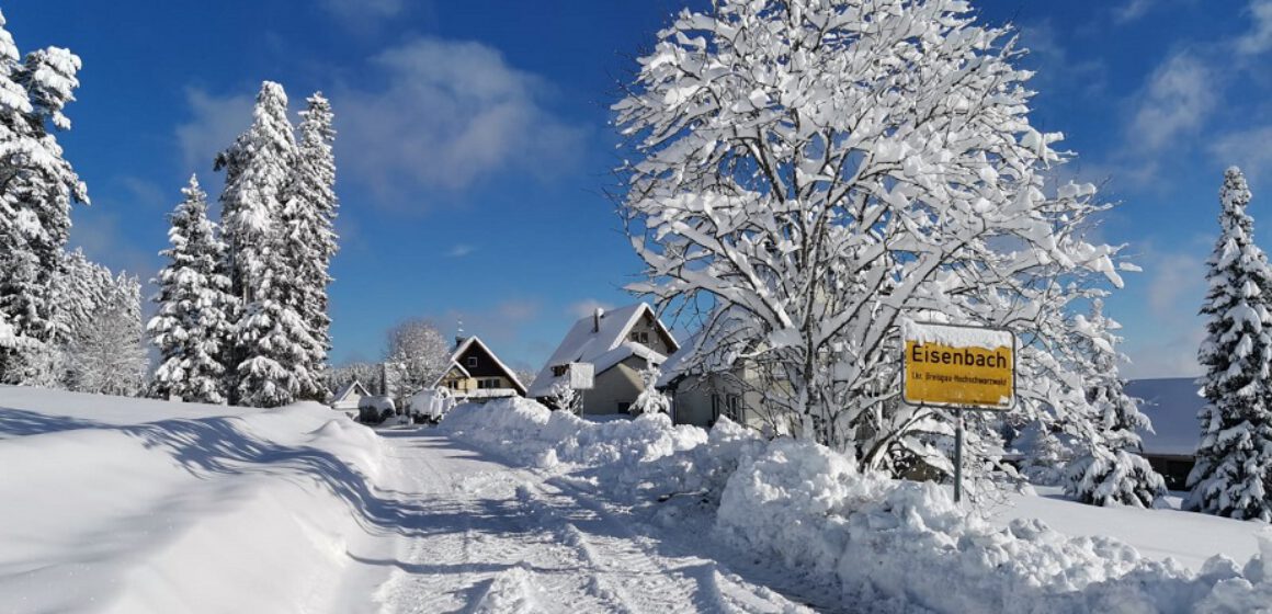 Eisenbach-2020-2021-Winterlandschaft-Winter-Ortsschild