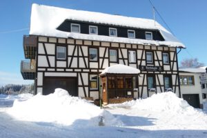 Gasthaus-Bierhaeusle-Winter-2020-2021-Front